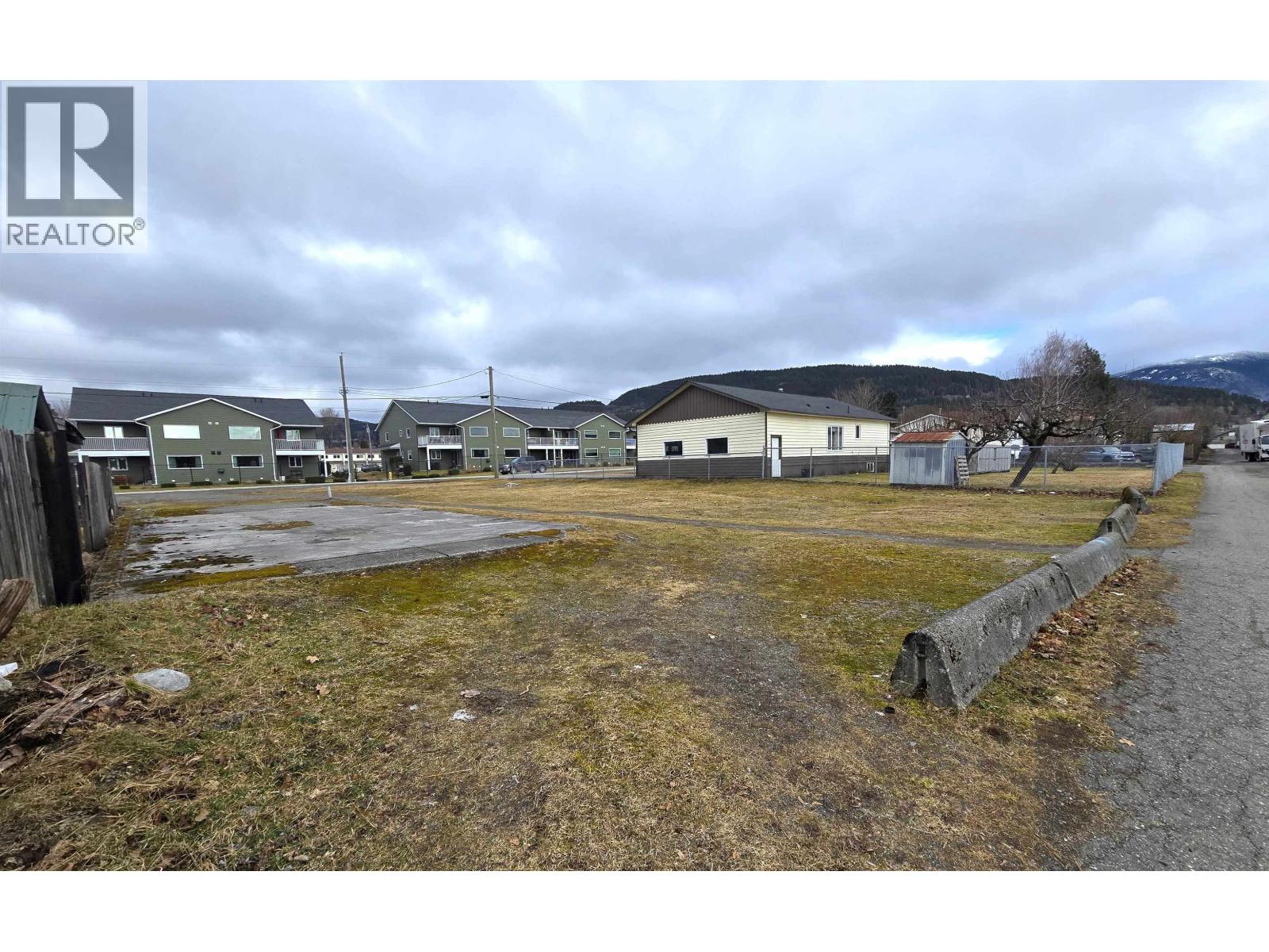 4727 Park Avenue, Terrace, British Columbia  V8G 1W2 - Photo 4 - R3097011