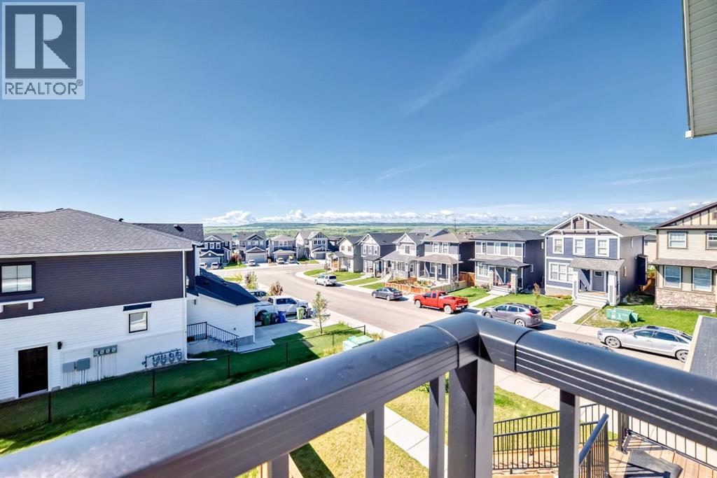 8 Heritage Lane, Cochrane, Alberta  T4C 2J8 - Photo 29 - A2288723