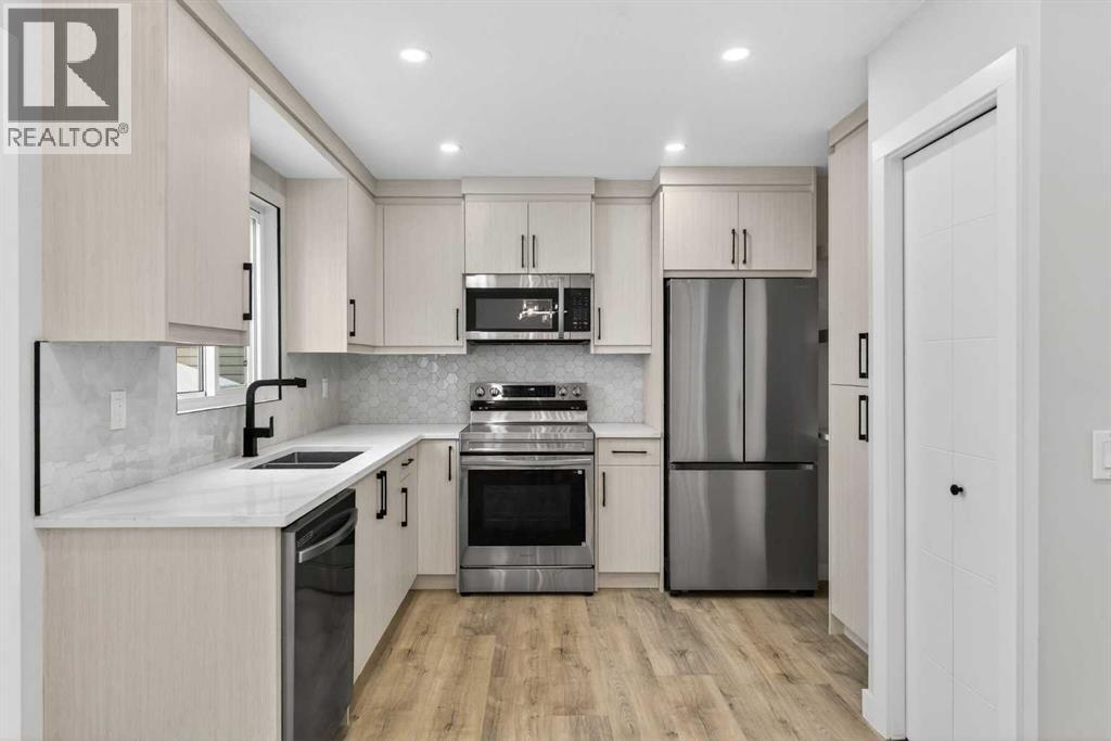 5625 Templehill Road Ne, Calgary, Alberta  T1Y 4C1 - Photo 11 - A2290052