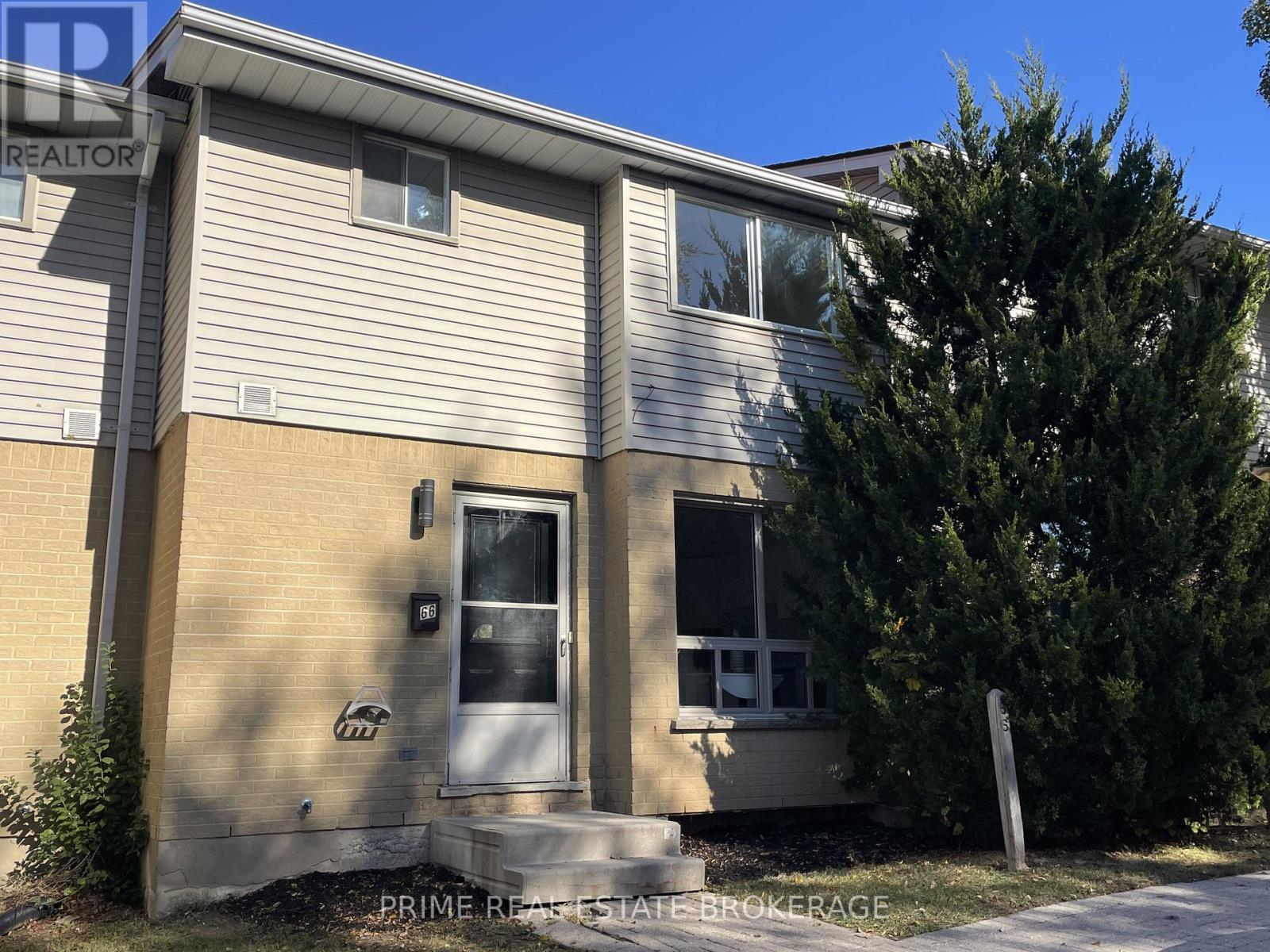 66 - 35 Waterman Avenue, London South, Ontario  N6C 5T8 - Photo 2 - X12856216