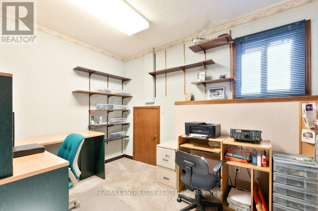 152 1/2 Fairview Avenue, St. Thomas, Ontario  N5R 4X9 - Photo 29 - X12856282