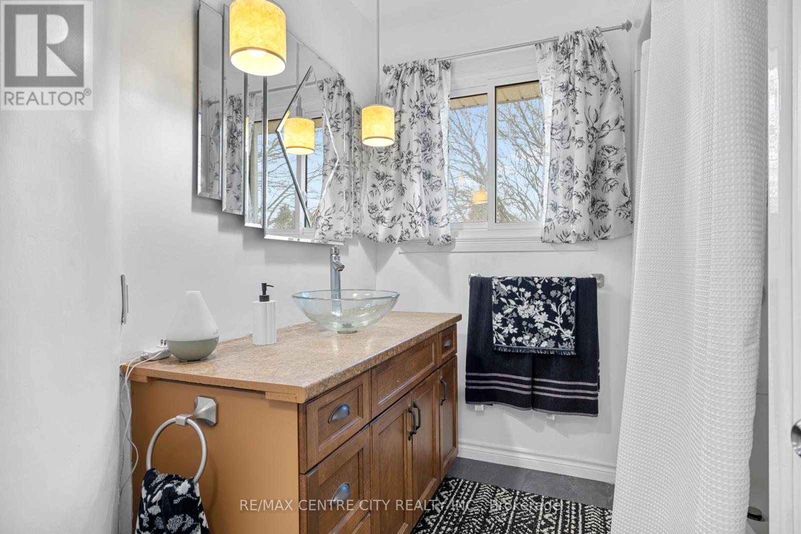 42420 John Wise Line, Central Elgin, Ontario  N5R 5T5 - Photo 25 - X12856292