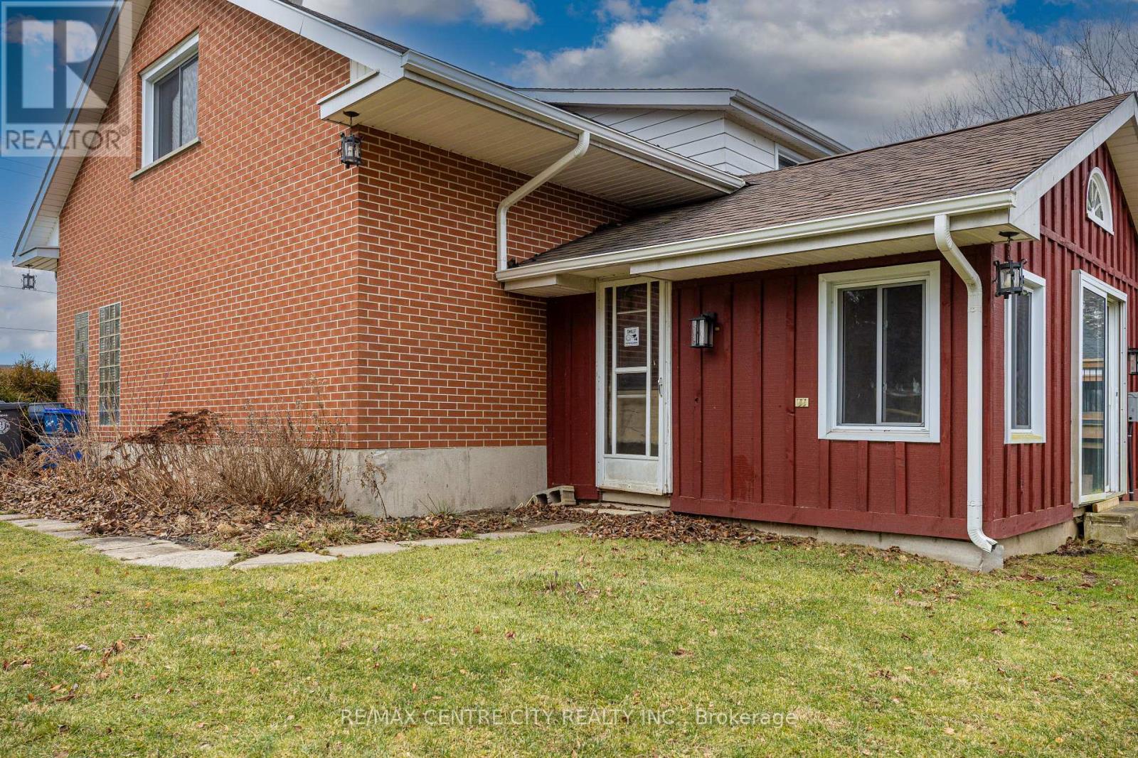 42420 John Wise Line, Central Elgin, Ontario  N5R 5T5 - Photo 9 - X12856292