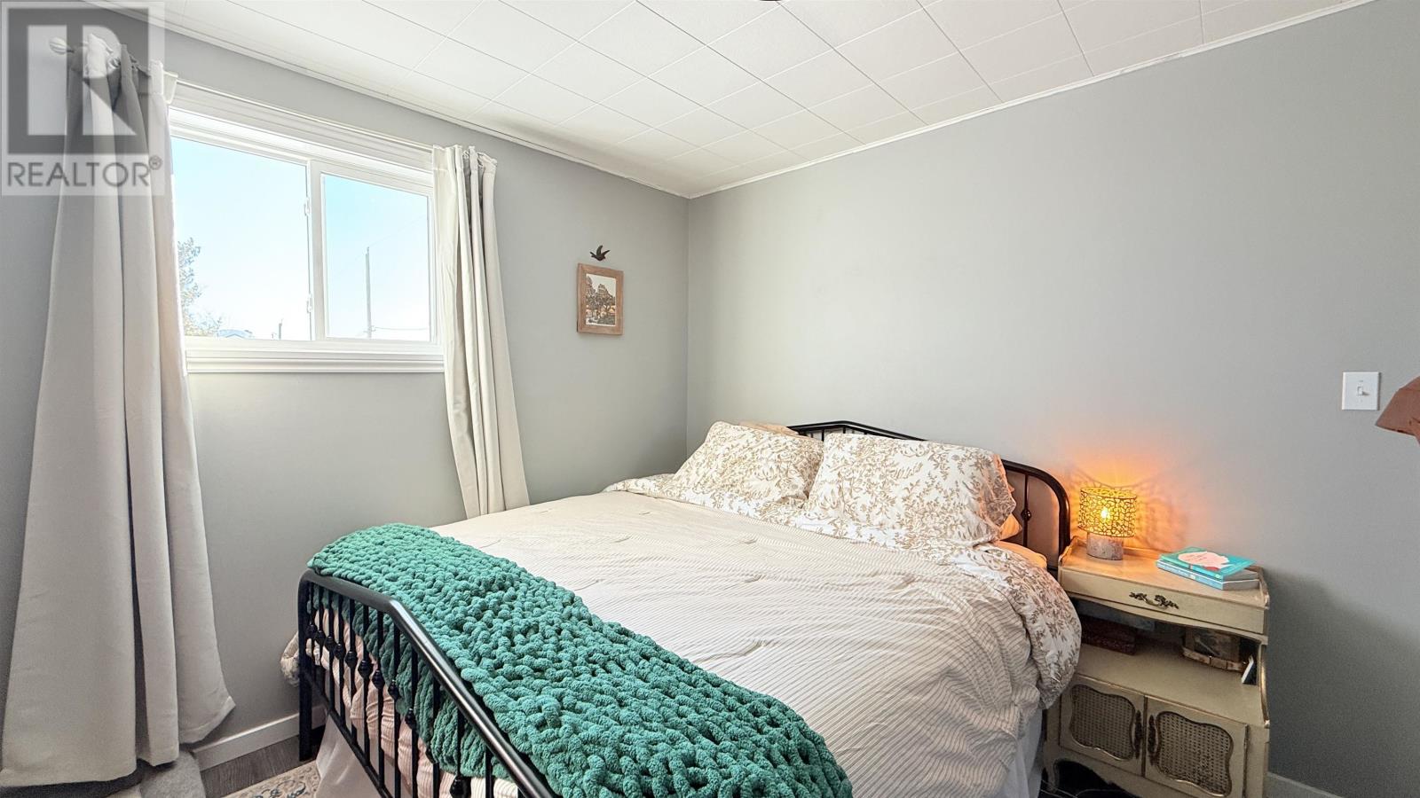 24 Queen St, Sioux Lookout, Ontario  P8T 1E8 - Photo 8 - TB2600328