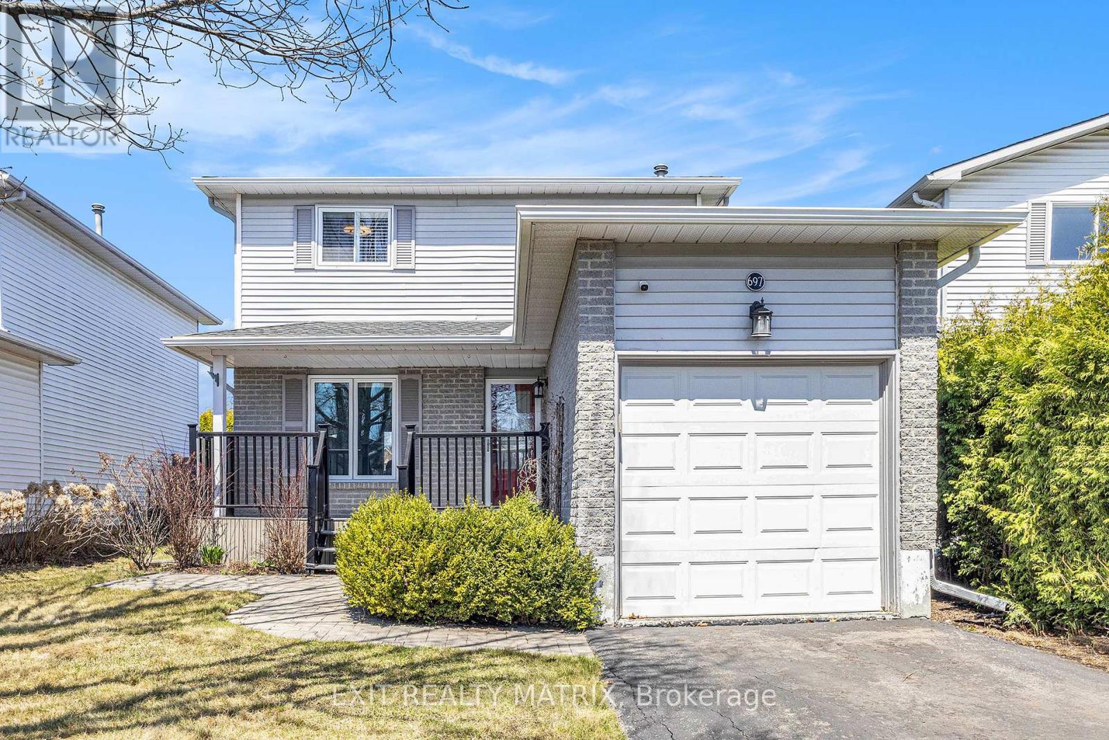 697 Levac Drive, Ottawa, Ontario  K4A 2R3 - Photo 2 - X12856194