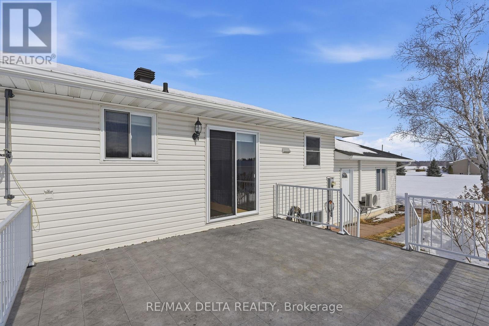 698 Baseline Road, Clarence-Rockland, Ontario  K0A 1N0 - Photo 28 - X12856222