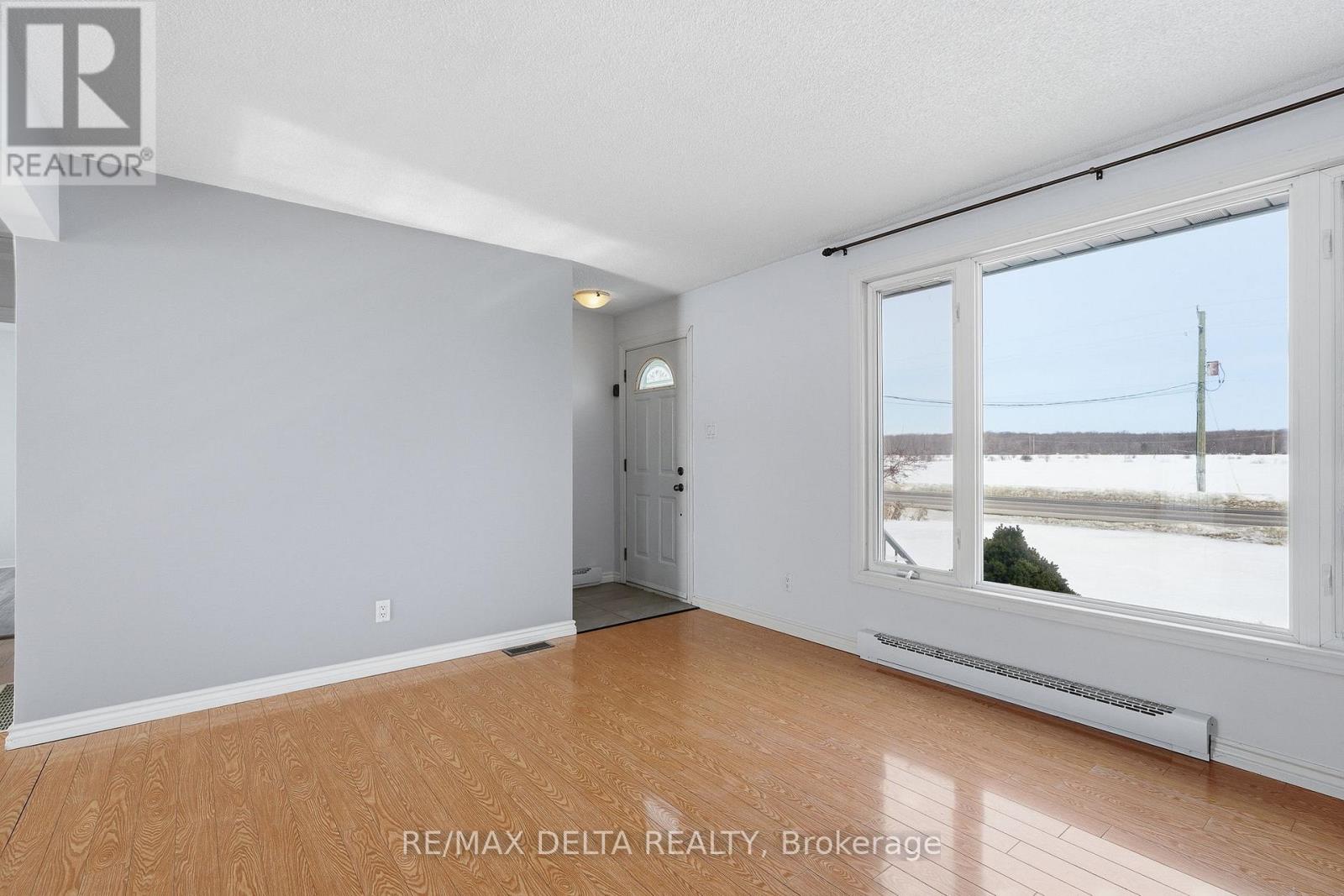 698 Baseline Road, Clarence-Rockland, Ontario  K0A 1N0 - Photo 8 - X12856222