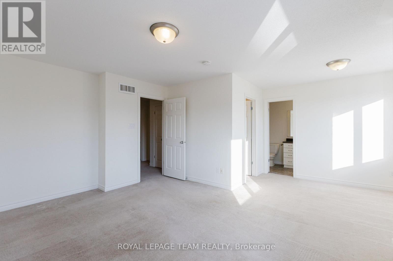 637 Clearbrook Drive, Ottawa, Ontario  K2J 5S1 - Photo 16 - X12856306