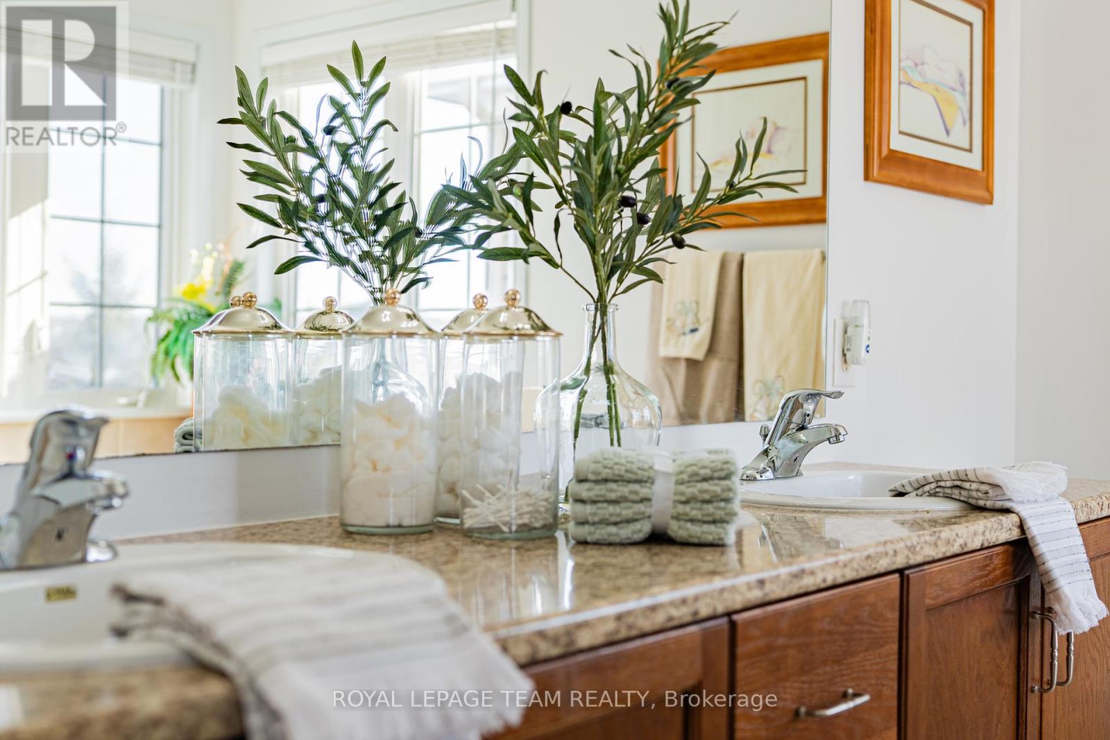 156 Sunita Crescent, Ottawa, Ontario  K2J 5S8 - Photo 47 - X12856346