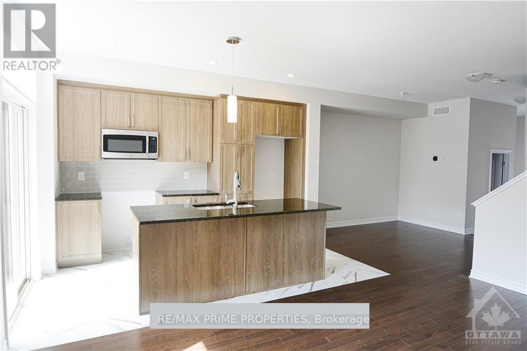 637 Fisher Street, North Grenville, Ontario  K0G 1J0 - Photo 6 - X12856386