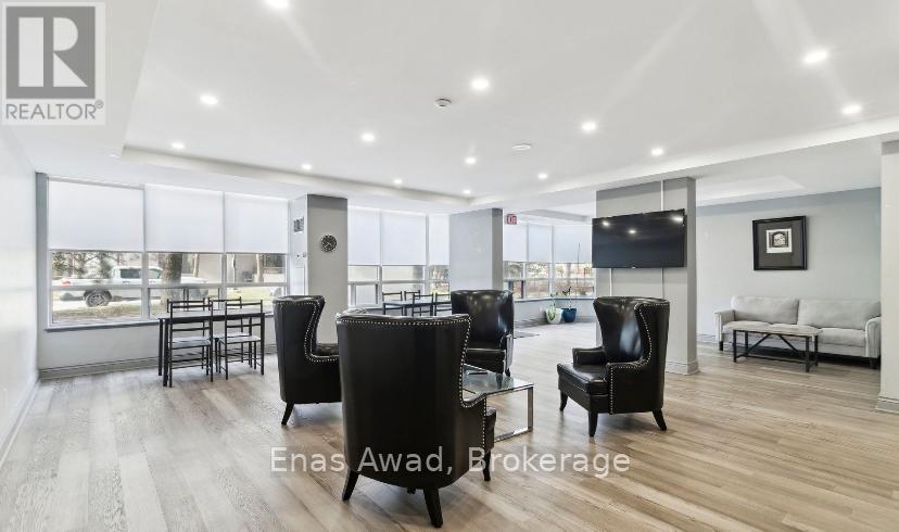 601 - 91 Townsgate Drive, Vaughan, Ontario  L4J 8E8 - Photo 13 - N12856286