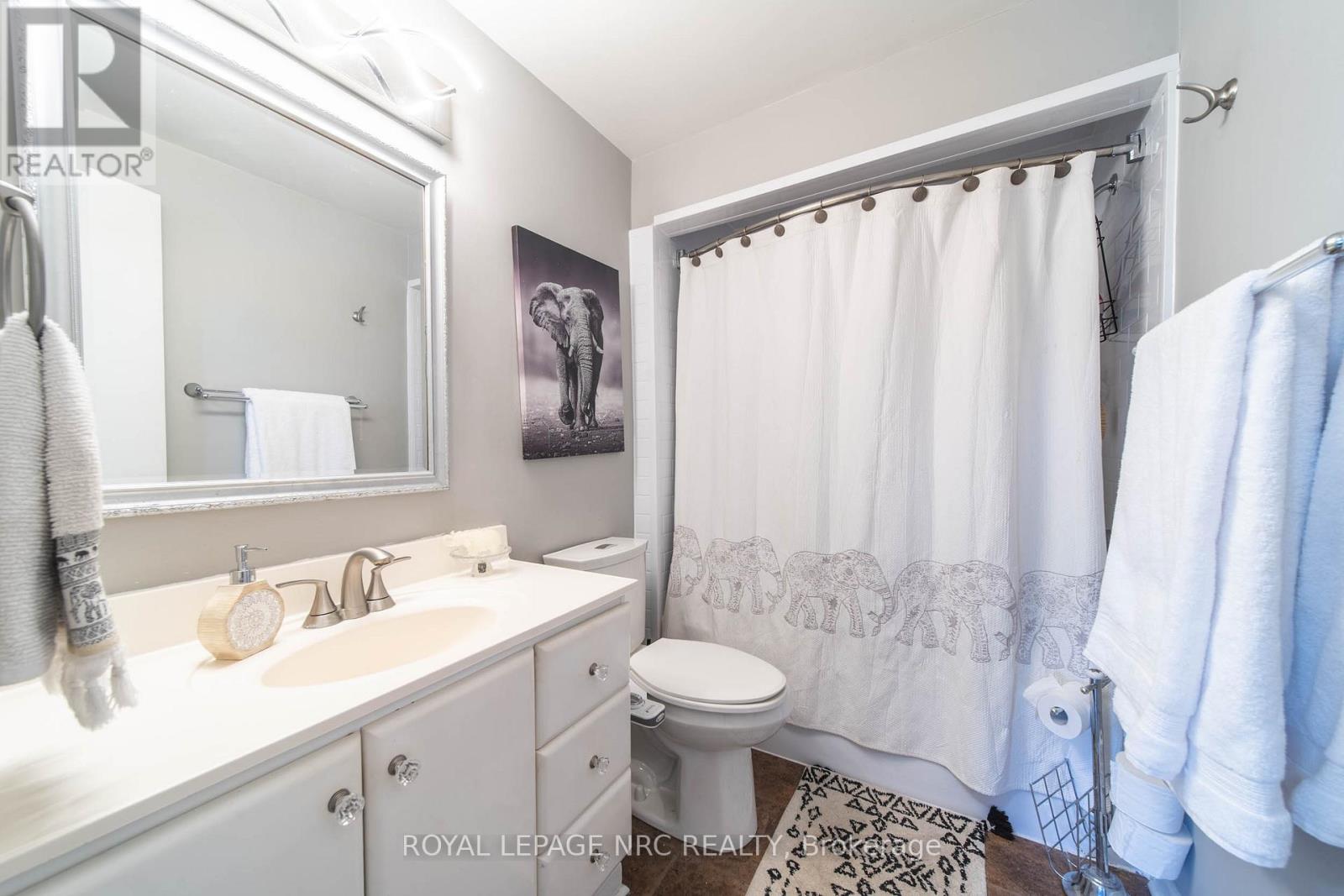 4228 York Drive, Niagara Falls, Ontario  L2E 6Y4 - Photo 13 - X12856278