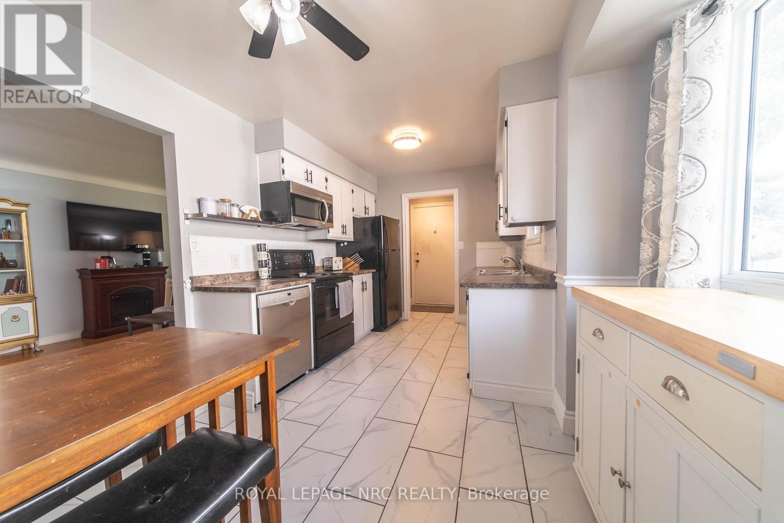 4228 York Drive, Niagara Falls, Ontario  L2E 6Y4 - Photo 7 - X12856278