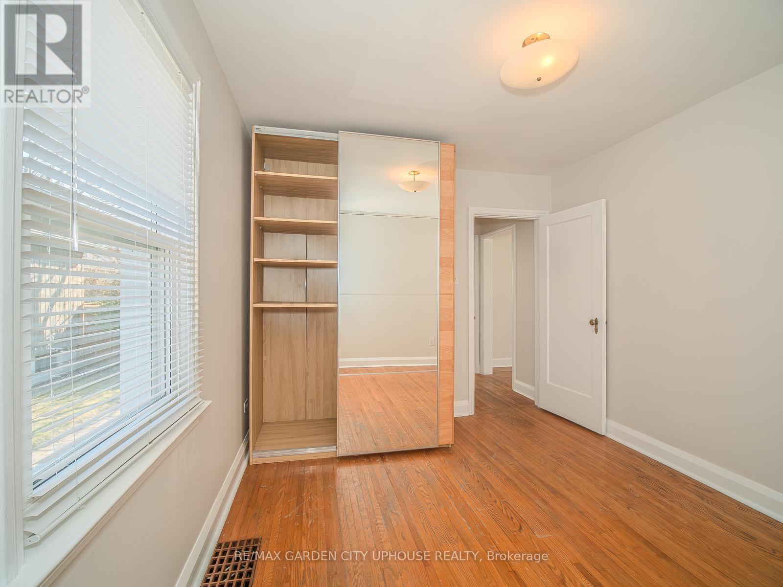 167 Dalhousie Avenue, St. Catharines (Port Dalhousie), Ontario  L2N 4X6 - Photo 8 - X12856380