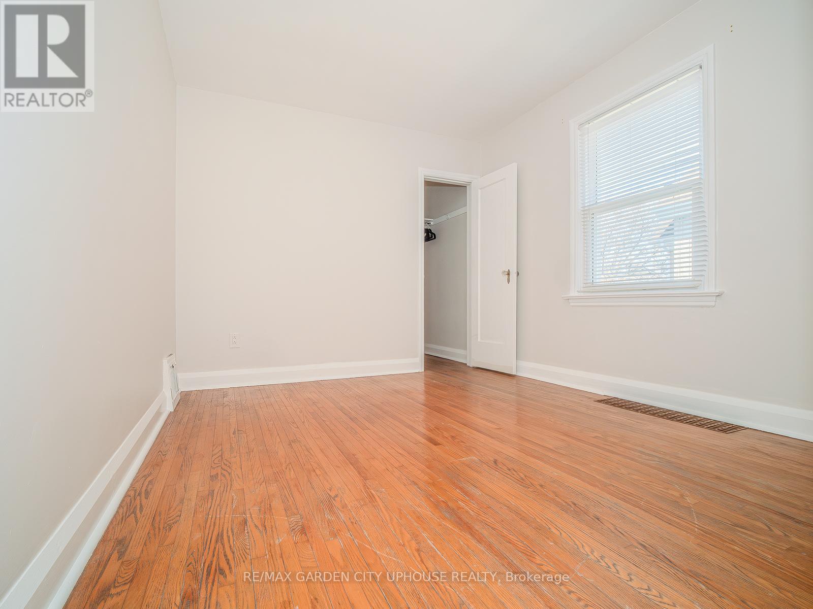 167 Dalhousie Avenue, St. Catharines (Port Dalhousie), Ontario  L2N 4X6 - Photo 9 - X12856380