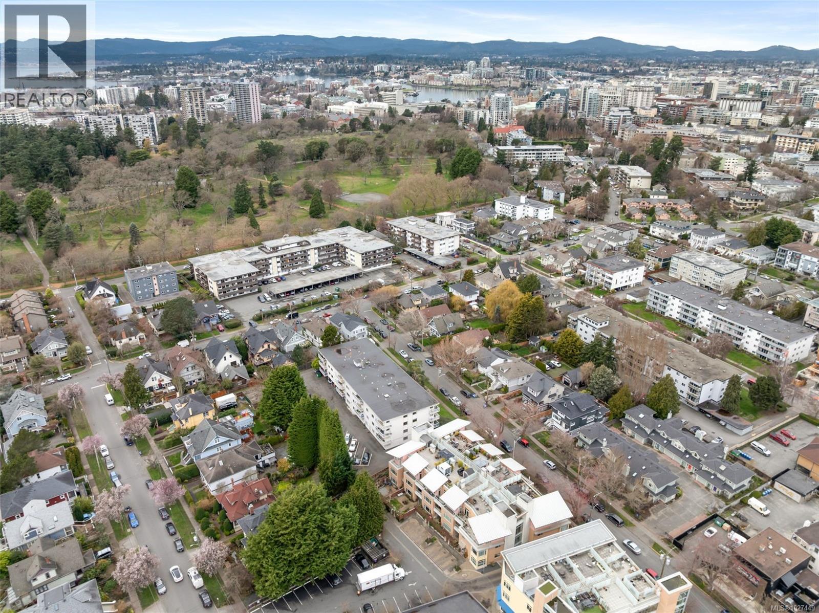 304 1035 Sutlej St, Victoria, British Columbia  V8V 2V9 - Photo 42 - 1027449