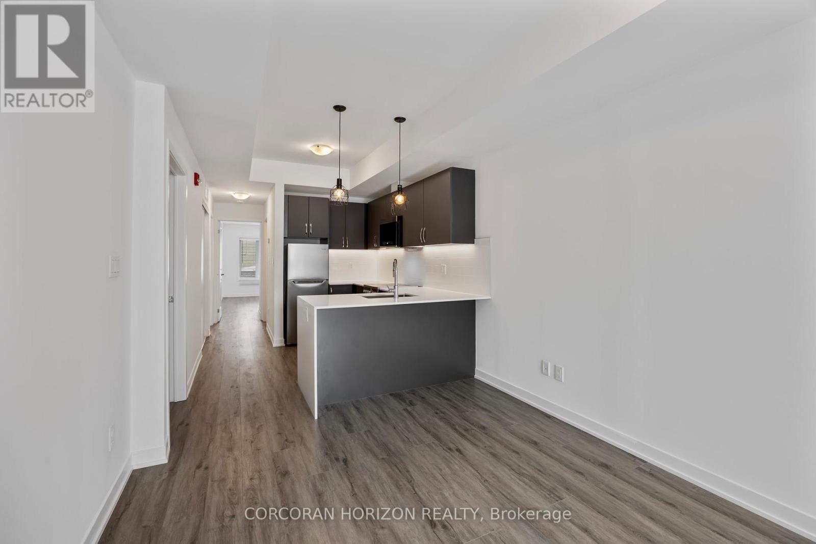 6 - 12 Marquette Avenue, Toronto, Ontario  M6A 0E1 - Photo 4 - C12856198