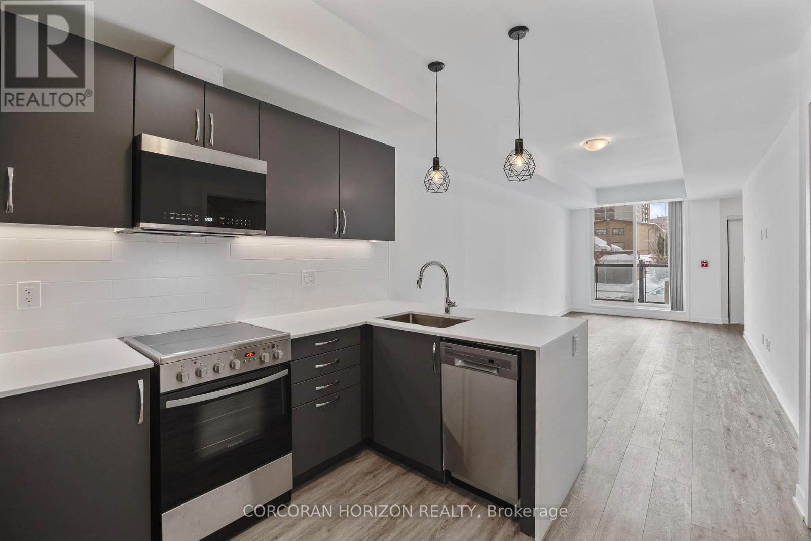 6 - 12 Marquette Avenue, Toronto, Ontario  M6A 0E1 - Photo 8 - C12856198