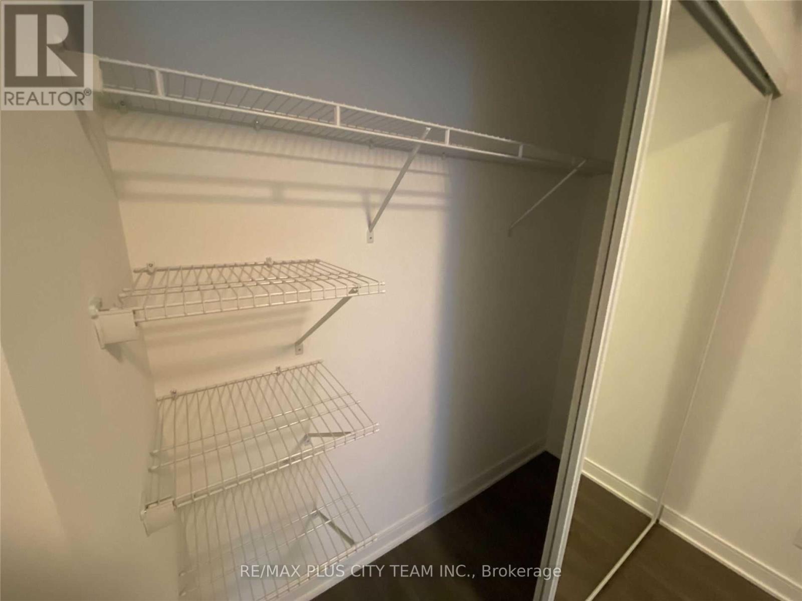 S539 - 180 Mill Street, Toronto, Ontario  M5A 0V7 - Photo 10 - C12856280