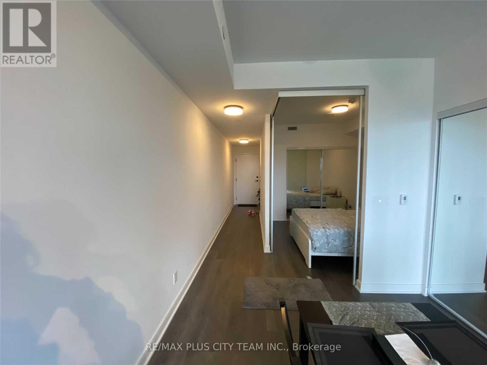 S539 - 180 Mill Street, Toronto, Ontario  M5A 0V7 - Photo 5 - C12856280