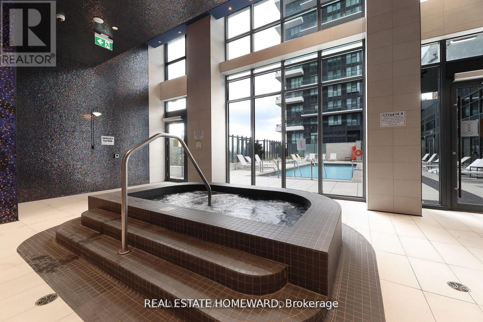 2039 - 20 Inn On The Park Drive, Toronto, Ontario  M3C 0P8 - Photo 23 - C12856384