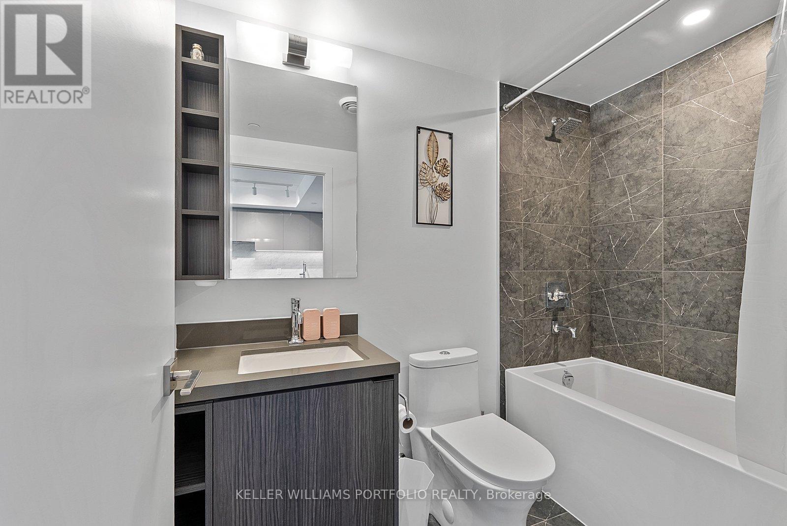 3816 - 252 Church Street, Toronto, Ontario  M5B 0E6 - Photo 19 - C12856394