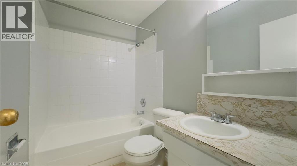 76 Brybeck Crescent Unit# 104, Kitchener, Ontario  N2M 2C6 - Photo 18 - 40808510