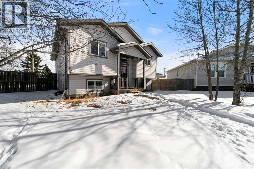 6801 40 Avenueclose, Camrose, Alberta  T4V 5A7 - Photo 2 - A2290289