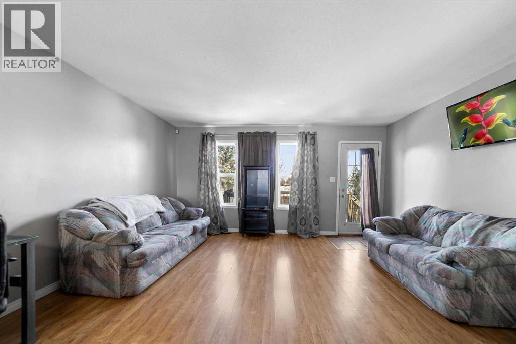 6801 40 Avenueclose, Camrose, Alberta  T4V 5A7 - Photo 11 - A2290289