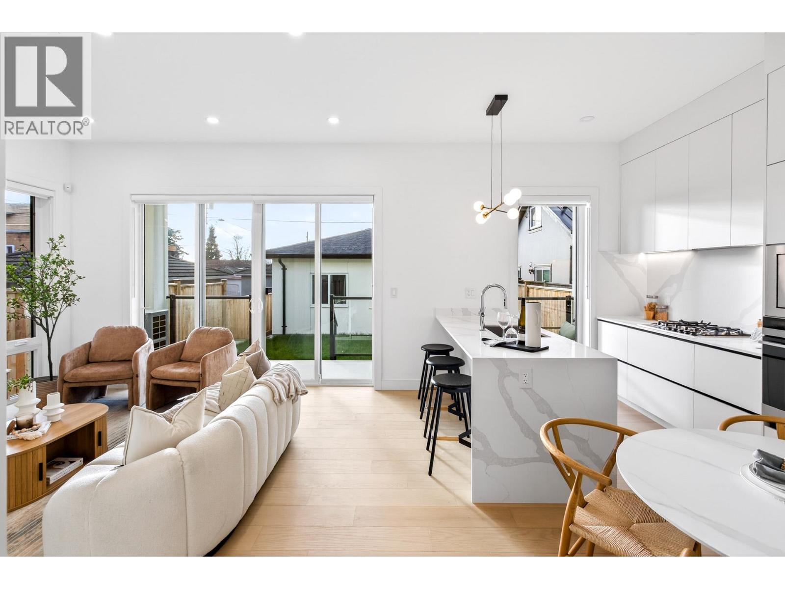 2 6933 Prince Edward Street, Vancouver, British Columbia  V5X 3P2 - Photo 12 - R3097032