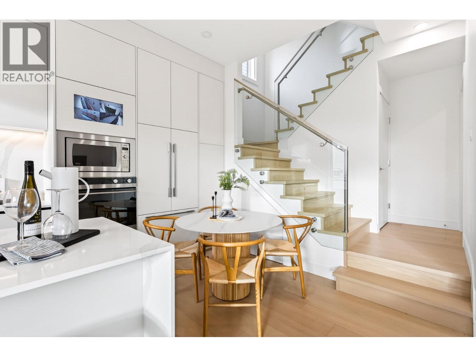 2 6933 Prince Edward Street, Vancouver, British Columbia  V5X 3P2 - Photo 11 - R3097032