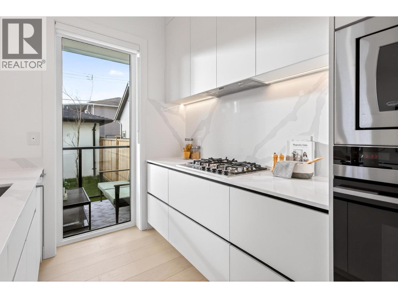 2 6933 Prince Edward Street, Vancouver, British Columbia  V5X 3P2 - Photo 13 - R3097032