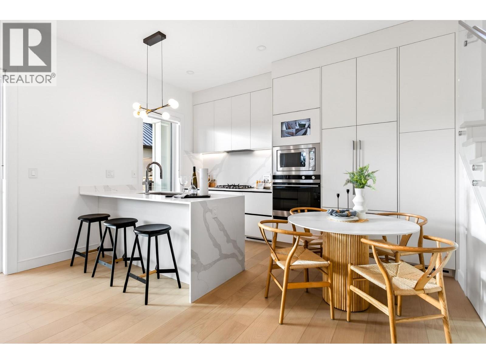 2 6933 Prince Edward Street, Vancouver, British Columbia  V5X 3P2 - Photo 8 - R3097032