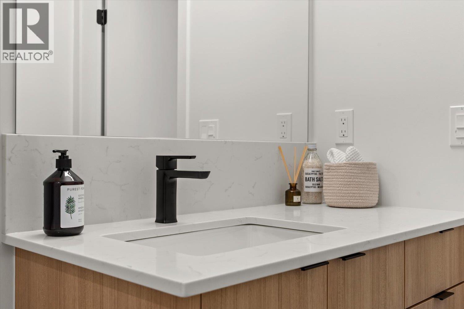 207 2277 Hawthorne Avenue, Port Coquitlam, British Columbia  V3C 1W7 - Photo 25 - R3068386