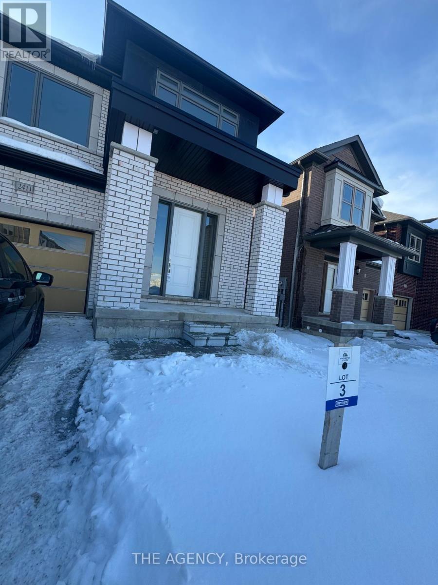 2411 Laurelview Street, Oshawa, Ontario  L1L 0X4 - Photo 2 - E12856160