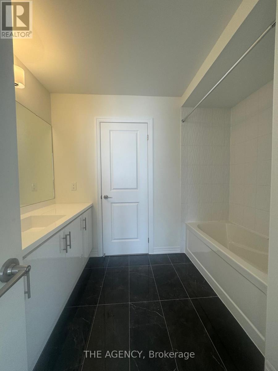 2411 Laurelview Street, Oshawa, Ontario  L1L 0X4 - Photo 25 - E12856160