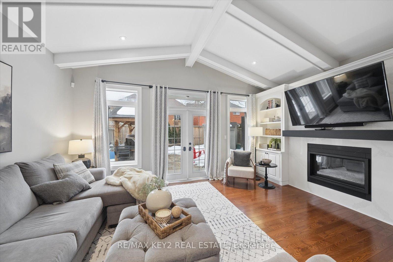 421 Pineview Lane, Pickering, Ontario  L1V 6X4 - Photo 13 - E12856240