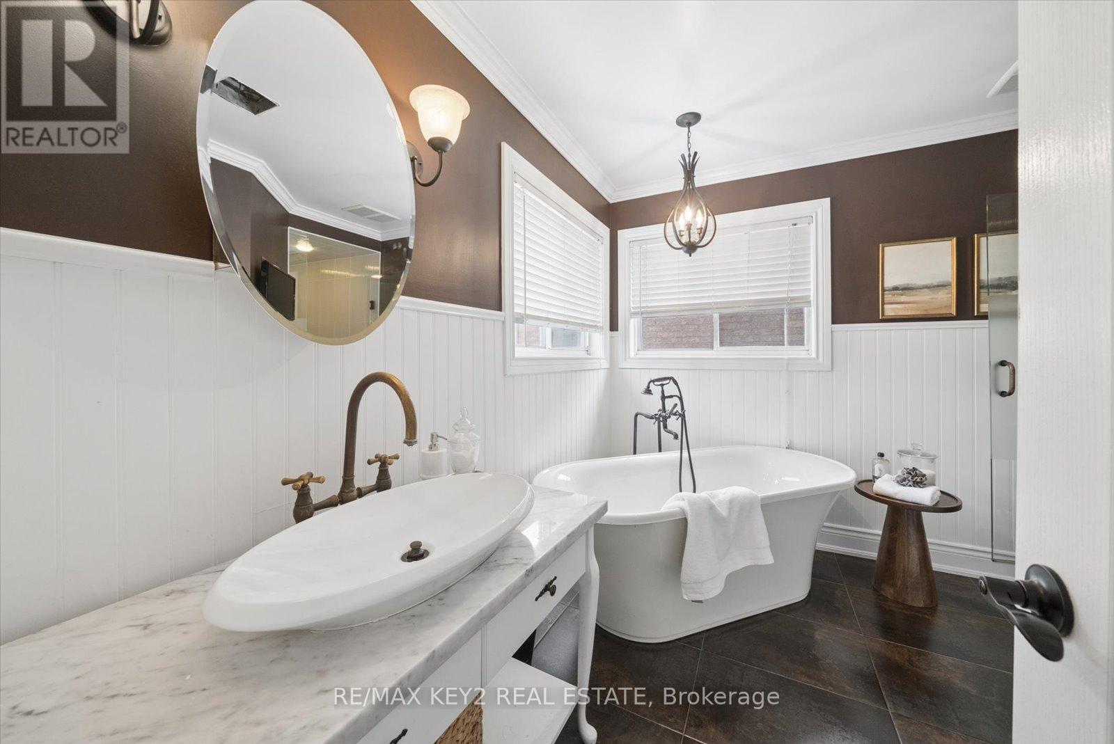 421 Pineview Lane, Pickering, Ontario  L1V 6X4 - Photo 23 - E12856240