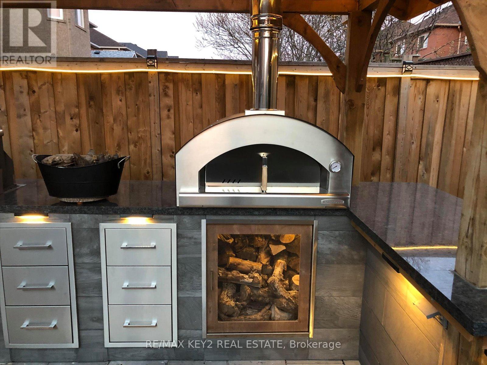 421 Pineview Lane, Pickering, Ontario  L1V 6X4 - Photo 45 - E12856240