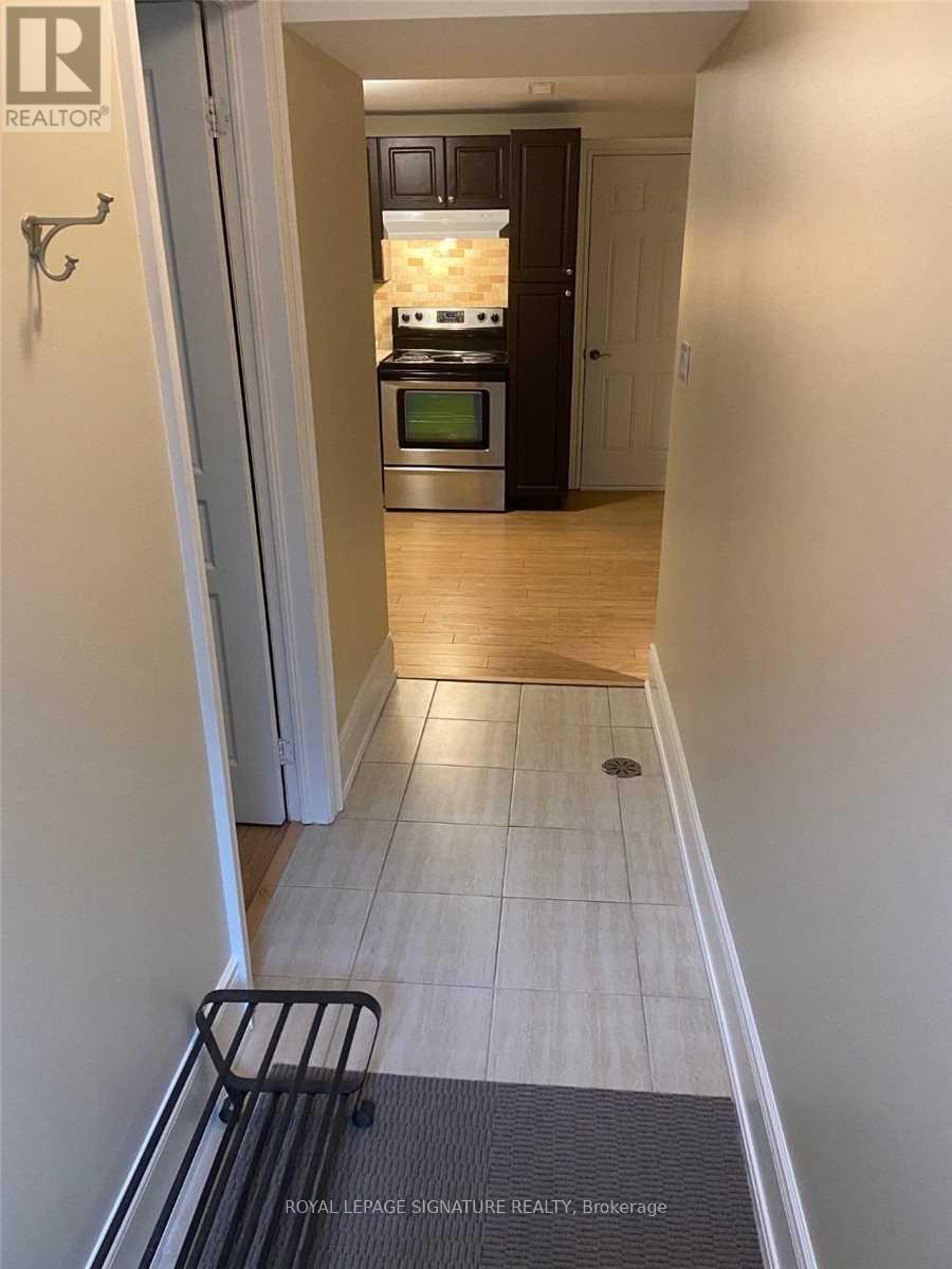 Lower - 41 Kimbermount Drive, Toronto, Ontario  M1T 2Y1 - Photo 3 - E12856328