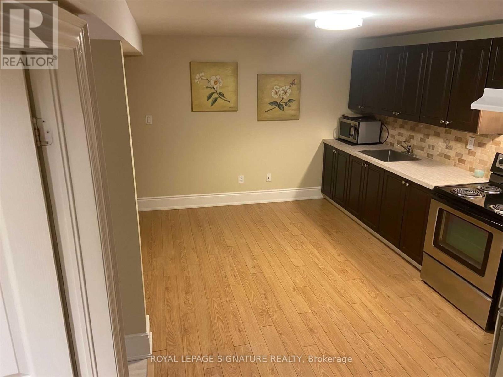 Lower - 41 Kimbermount Drive, Toronto, Ontario  M1T 2Y1 - Photo 7 - E12856328