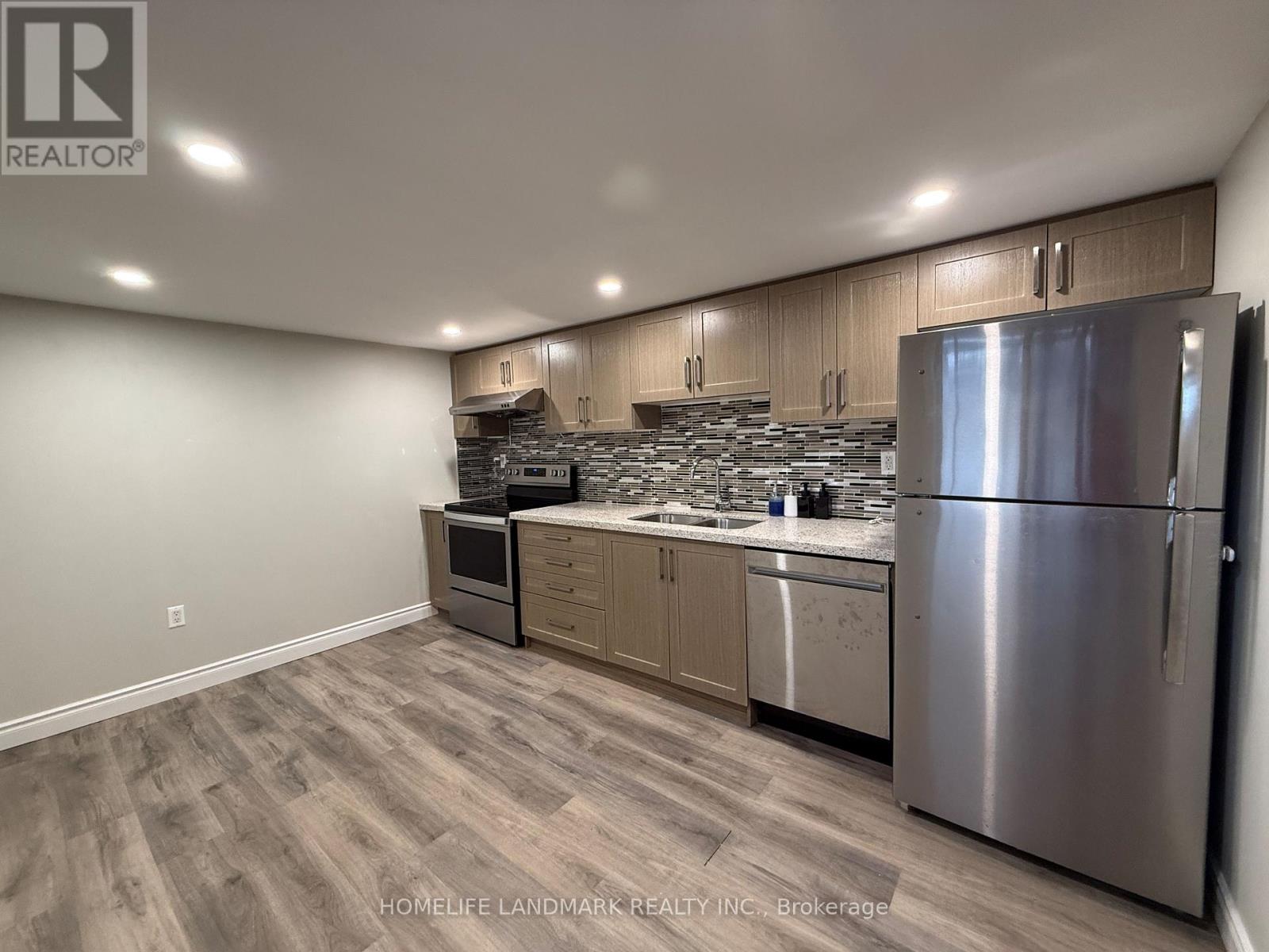 Bsmt - 70 Beacham Crescent, Toronto, Ontario  M1T 1N1 - Photo 6 - E12856352