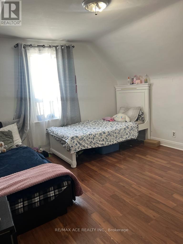 Main - 65 Craiglee Drive, Toronto, Ontario  M1N 2M4 - Photo 5 - E12856376