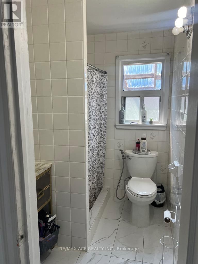 Main - 65 Craiglee Drive, Toronto, Ontario  M1N 2M4 - Photo 8 - E12856376