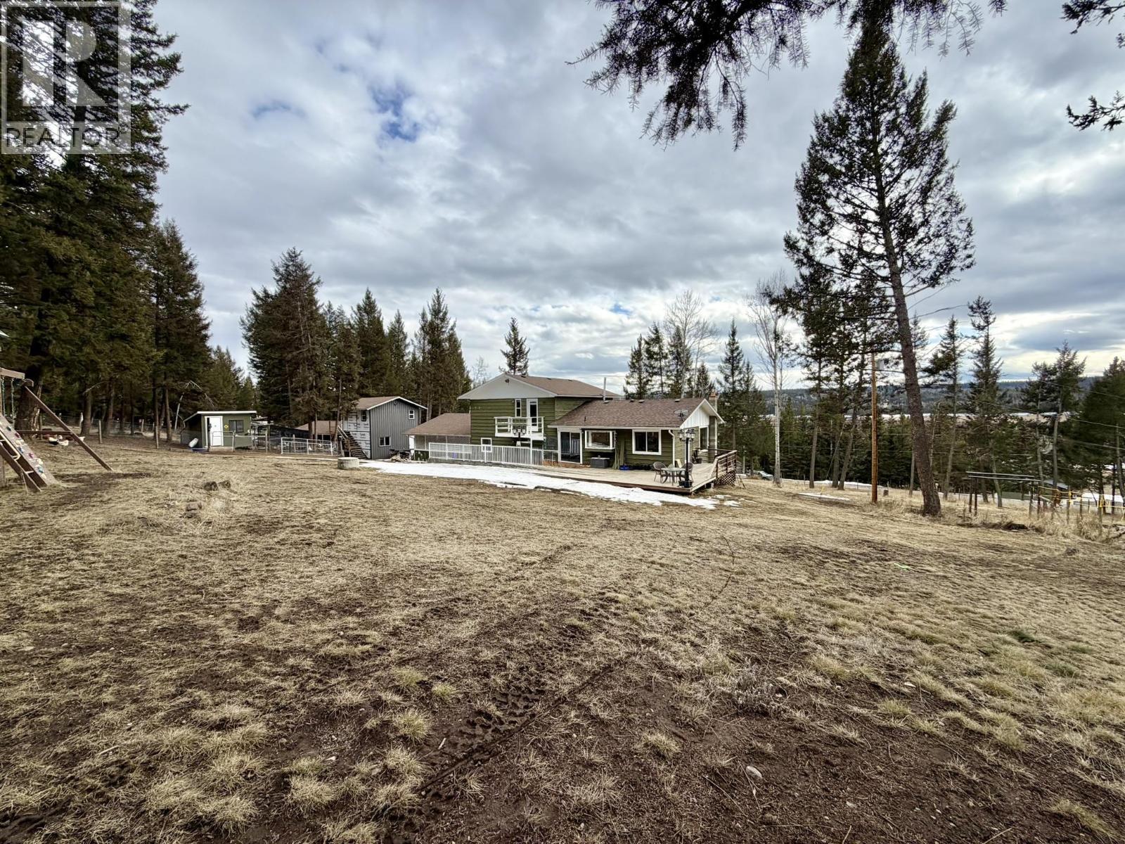 6001 Valleyview Drive, Horse Lake, British Columbia  V0K 2E3 - Photo 4 - R3097078