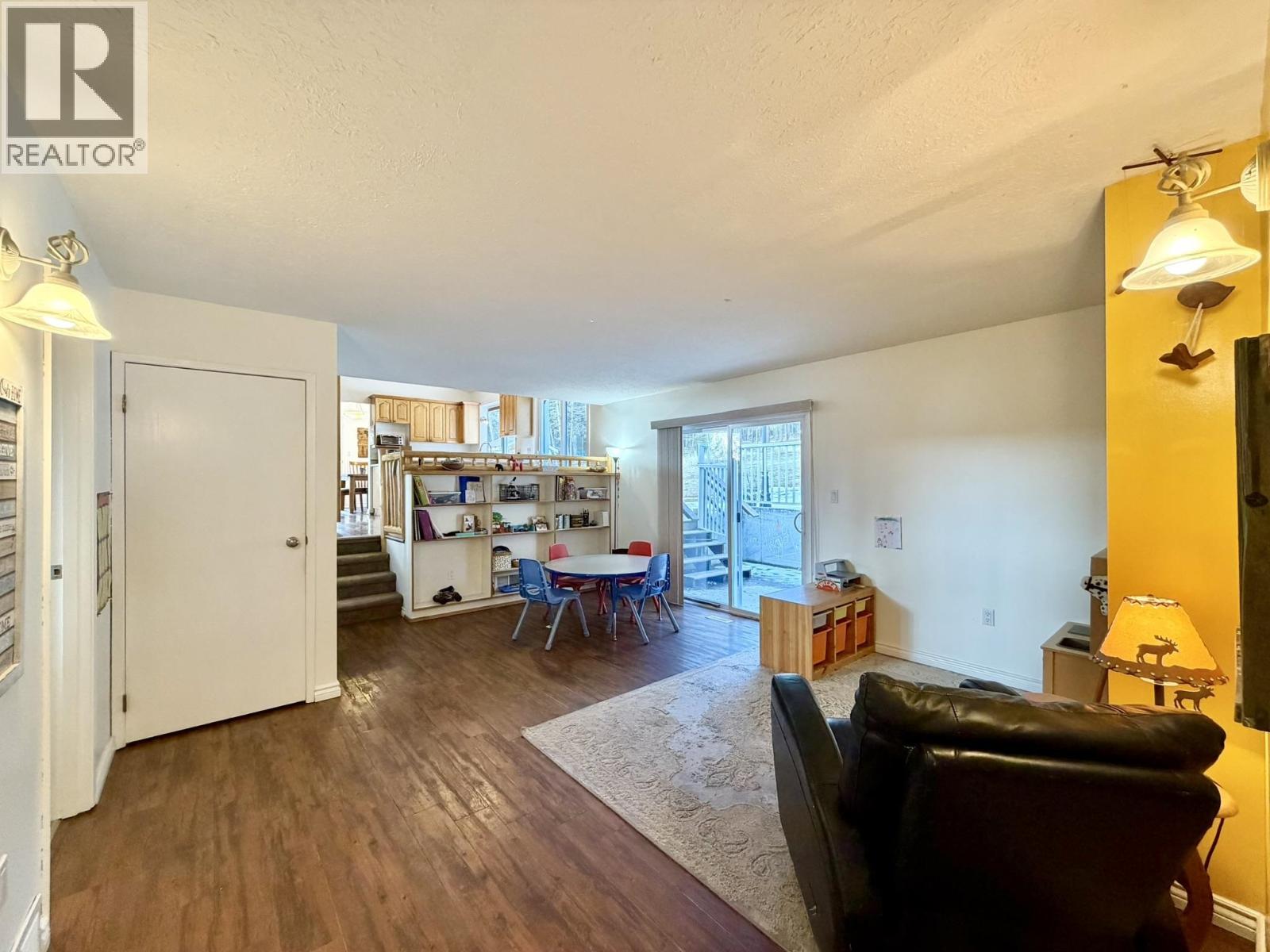 6001 Valleyview Drive, Horse Lake, British Columbia  V0K 2E3 - Photo 8 - R3097078