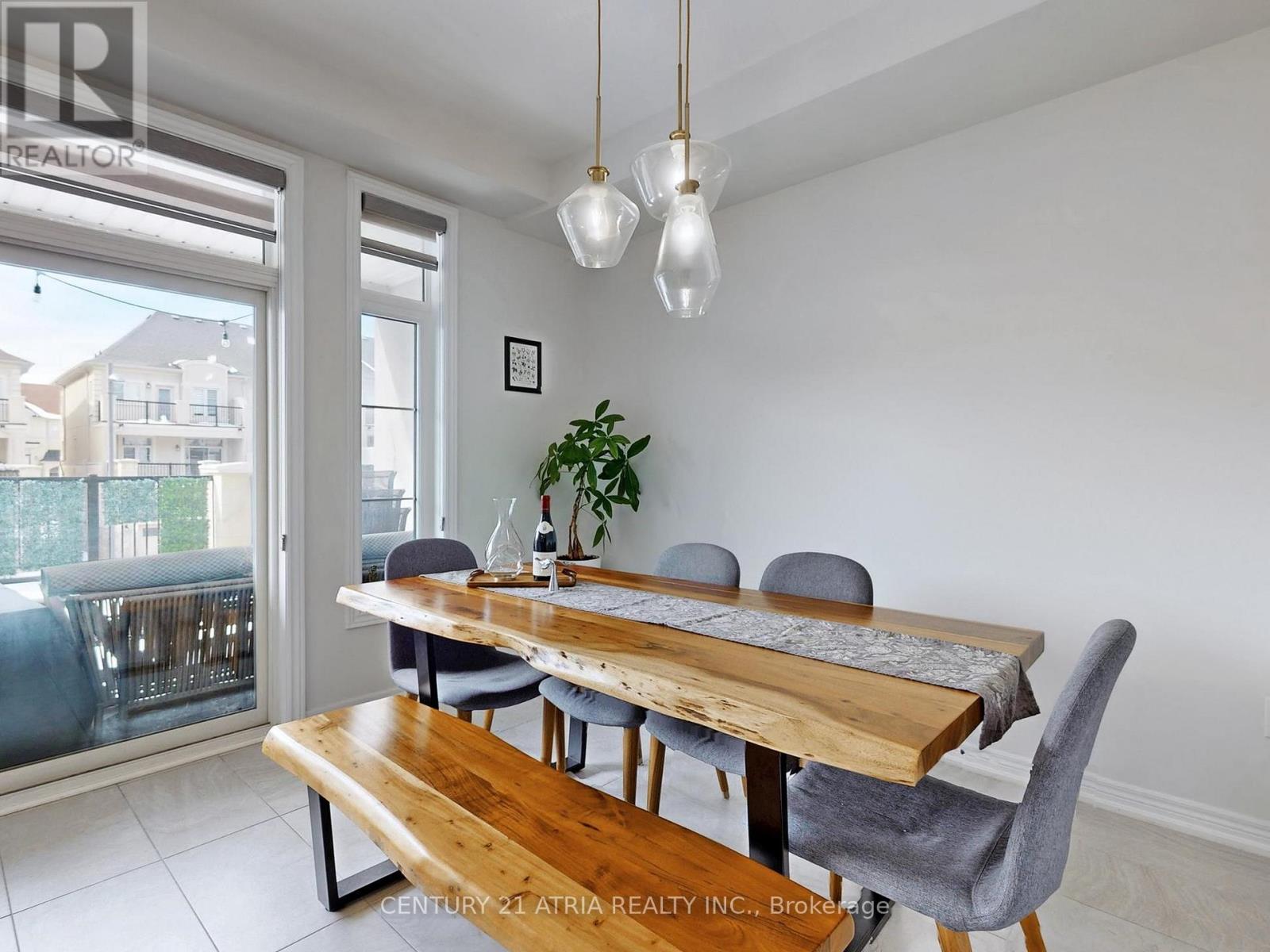 46 Campobello Street, Vaughan, Ontario  L6A 5B3 - Photo 10 - N12856158