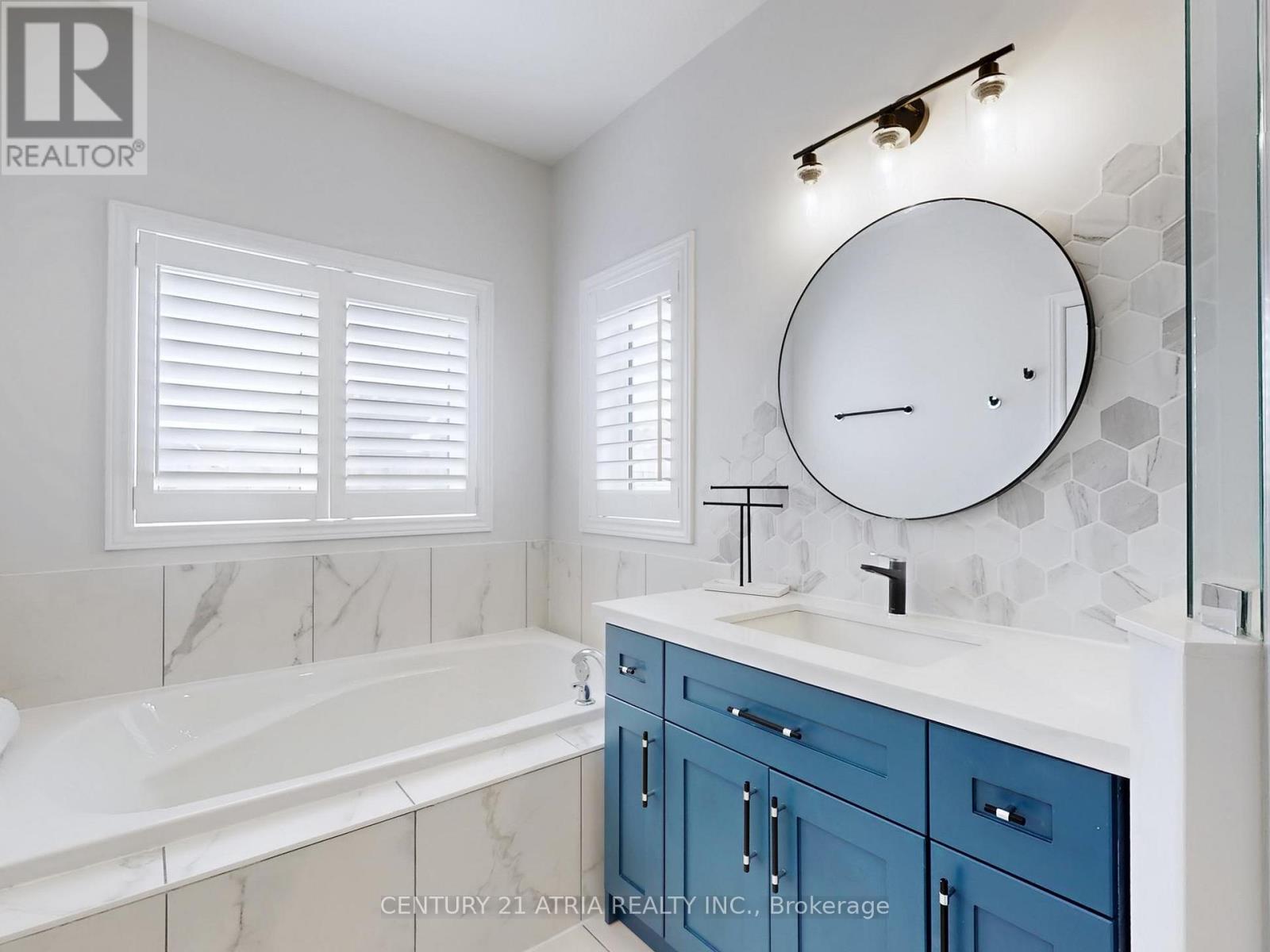 46 Campobello Street, Vaughan, Ontario  L6A 5B3 - Photo 17 - N12856158