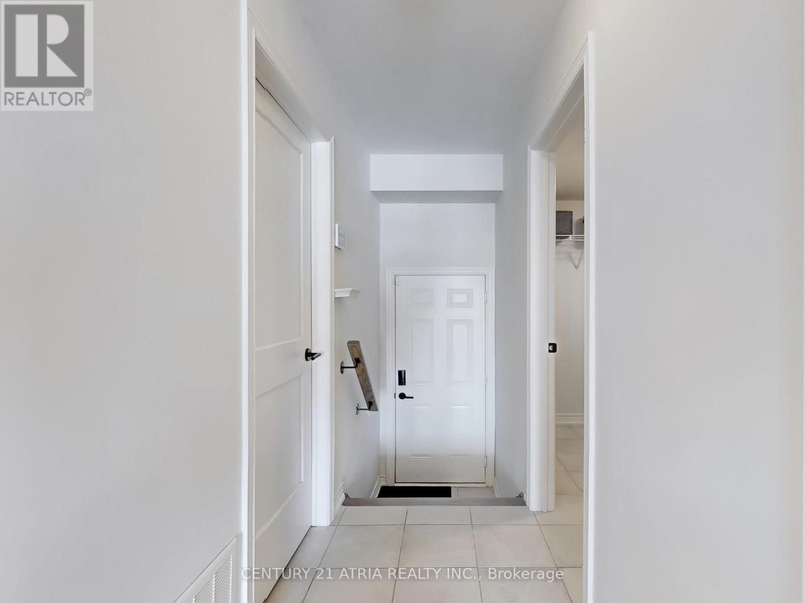 46 Campobello Street, Vaughan, Ontario  L6A 5B3 - Photo 31 - N12856158