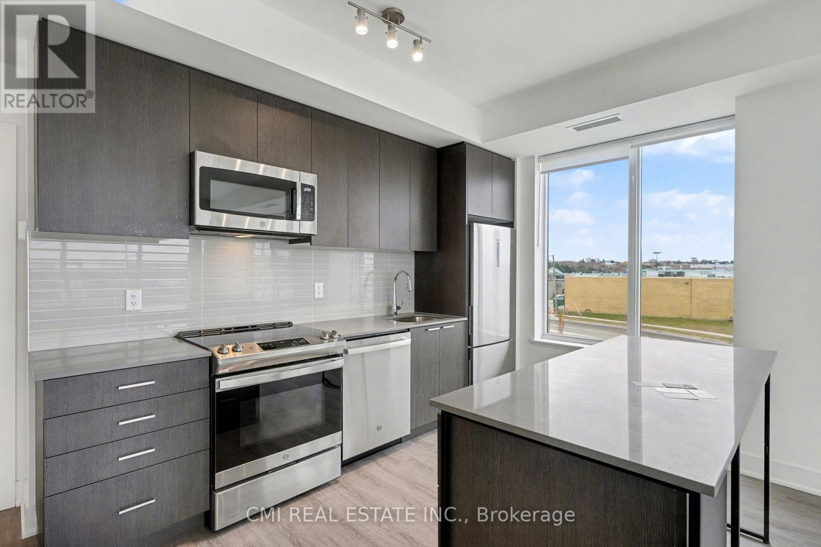 311 - 185 Deerfield Road N, Newmarket, Ontario  L3Y 0G7 - Photo 11 - N12856214